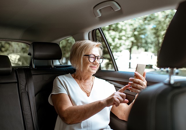 Benefits of Airport Limousine Services for Seniors